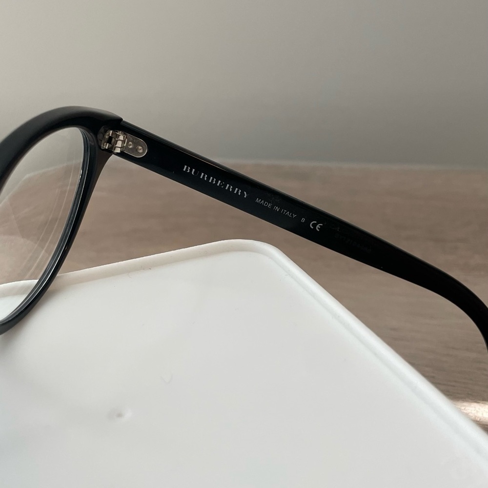 Burberry Frames - image 3